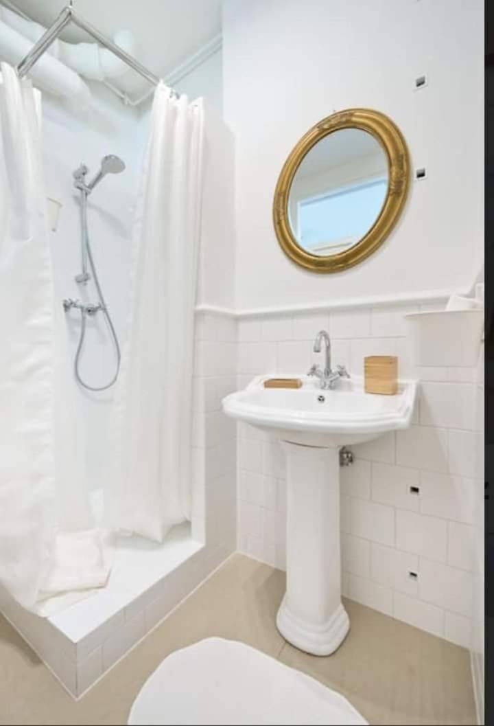 Blue Grand-Tourist Apartments Rajska 4A กดัญสก์ ภายนอก รูปภาพ