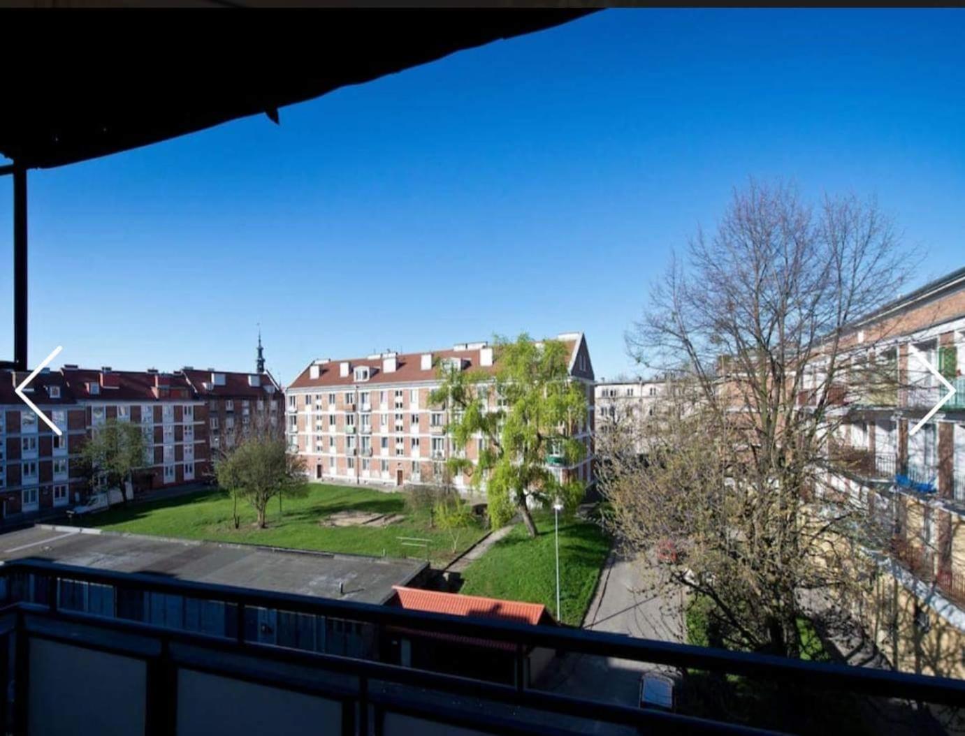 Blue Grand-Tourist Apartments Rajska 4A กดัญสก์ ภายนอก รูปภาพ